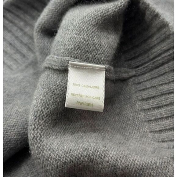 Garnet Hill 100% Cashmere Sweater Zip Detail Turtle Neck Size XS Gray Pink Soft - Picture 9 of 11